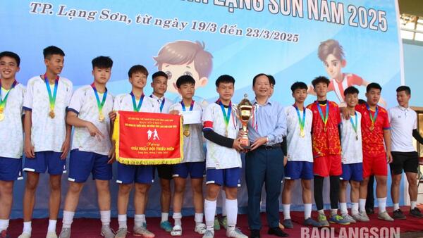 Thành phố Lạng Sơn xuất sắc đoạt 2 huy chương vàng tại giải bóng đá thiếu niên, nhi đồng tỉnh năm 2025