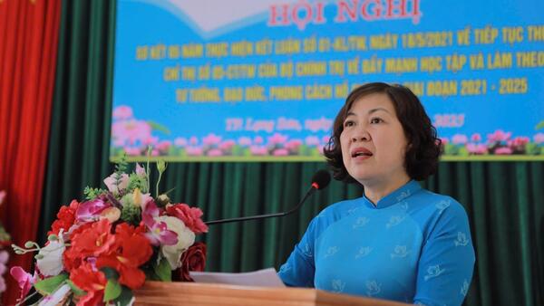HỘI LHPN THÀNH PHỐ SƠ KẾT 05 NĂM THỰC HIỆN KẾT LUẬN SỐ 01 CỦA BỘ CHÍNH TRỊ: LAN TỎA VIỆC HỌC VÀ LÀM THEO BÁC TRONG PHỤ NỮ THÀNH PHỐ
